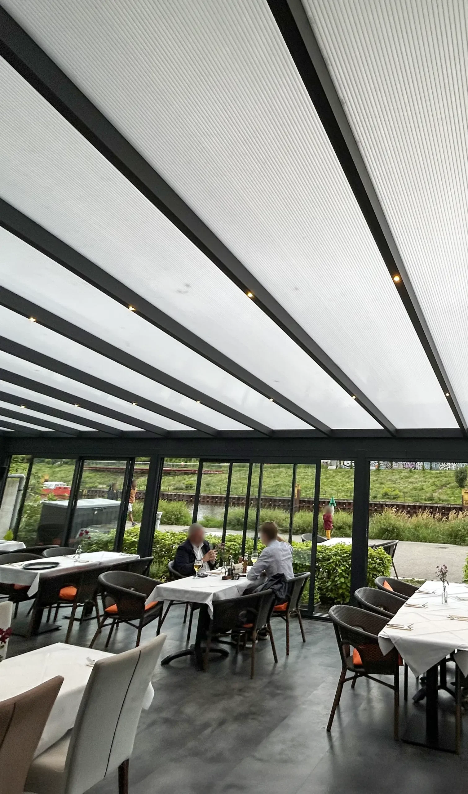 Zadaszenia tarasowe dla firm